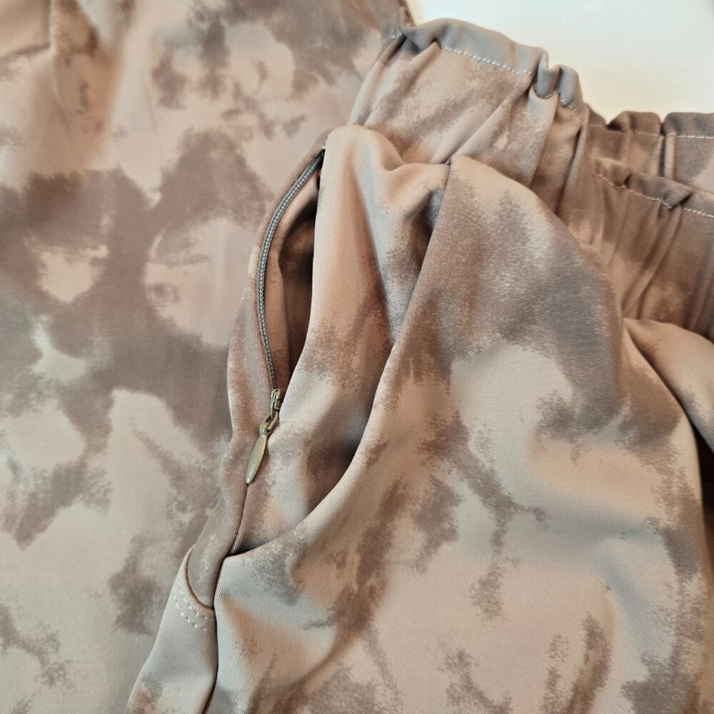 OALKA Joggers -Taupe Tie Dye  Sz: XXL - Picture 5 of 7